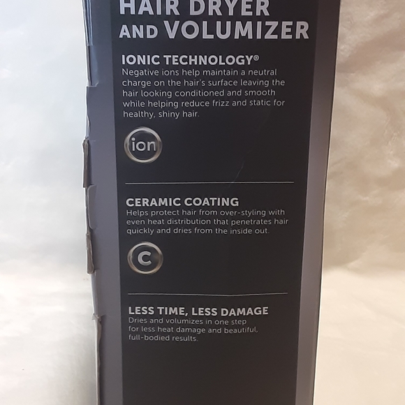 Revlon Salon One-Step Hair Dryer and Volumizer - Picture 4 of 6